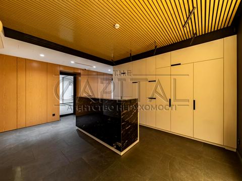 коммерческая по адресу Євгена Гуцала пер. (Кутузова), 3