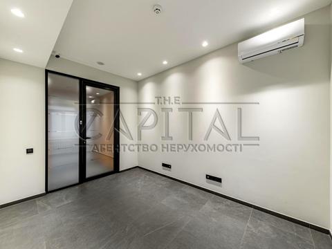 коммерческая по адресу Євгена Гуцала пер. (Кутузова), 3