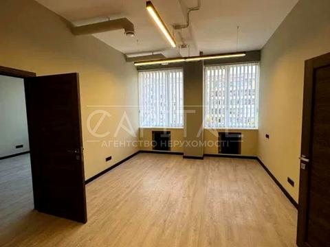 комерційна за адресою Генерала Кульчицького вул. (Олександра Матросова), 13