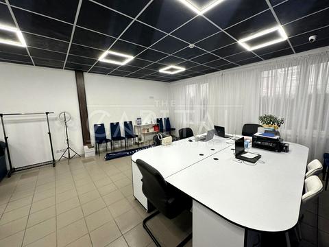 комерційна за адресою 53-тя А Садова вул., 53