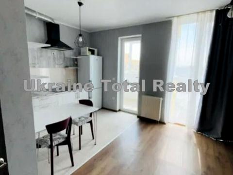 квартира за адресою Київ, Сім'ї Кульженків вул. (Петра Дегтяренка), 37