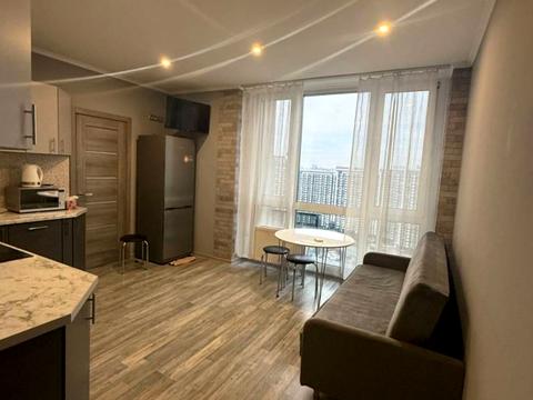 квартира за адресою Зарічна вул., 4 к2