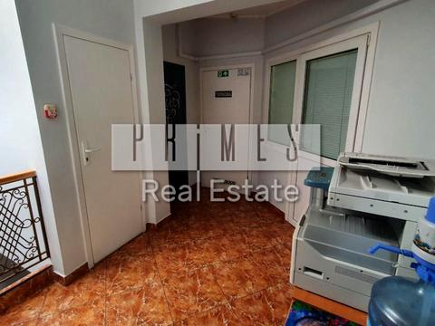 комерційна за адресою Велика Васильківська вул. (Червоноармійська), 28Б