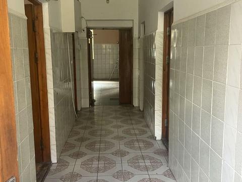 комерційна за адресою Тролейбусна вул., 7