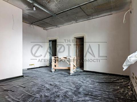 комерційна за адресою Левка Лук'яненка вул. (Маршала Тимошенка), 19