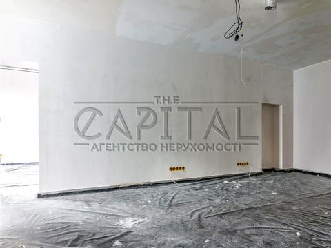 комерційна за адресою Левка Лук'яненка вул. (Маршала Тимошенка), 19