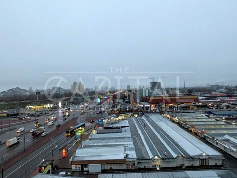 комерційна за адресою Київ, Степана Бандери просп. (Московський), 6