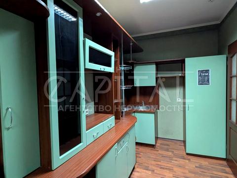 комерційна за адресою Київ, Степана Бандери просп. (Московський), 6