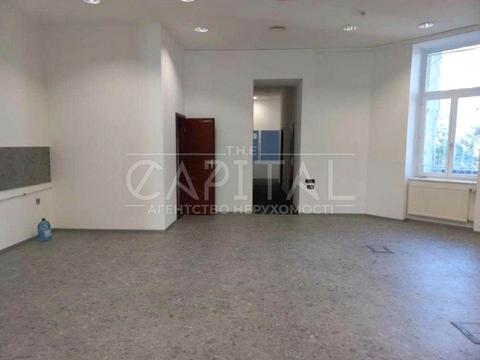 коммерческая по адресу Музейний пер., 4