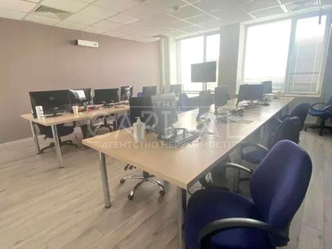 комерційна за адресою Нижній Вал вул., 1