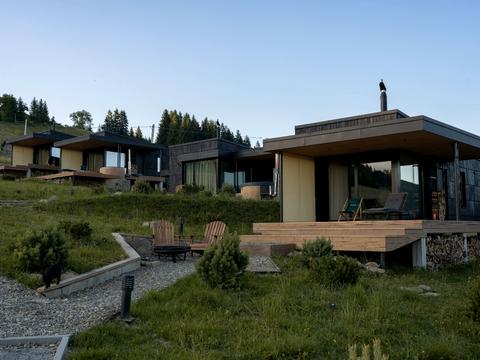 будинок за адресою Молодіжна вул.