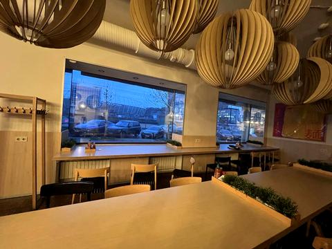 комерційна за адресою Велика Васильківська вул. (Червоноармійська), 66