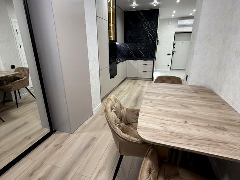 квартира за адресою Мартинова просп., (вул. Радісна, 6)