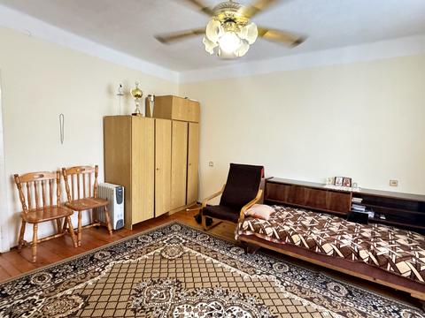 будинок за адресою Набережна, 29