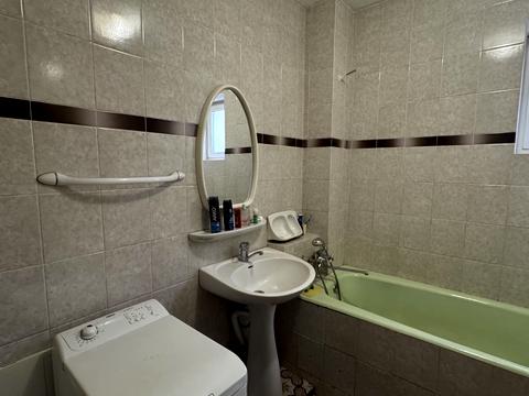 будинок за адресою Набережна, 29