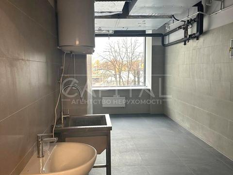 комерційна за адресою Берестейський просп. (Перемоги), 1