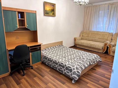 комната по адресу Евгения Патона ул., 29