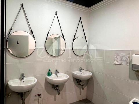 коммерческая по адресу Степана Бандеры просп. (Московський), 28а