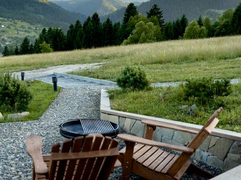 будинок за адресою Молодіжна вул.