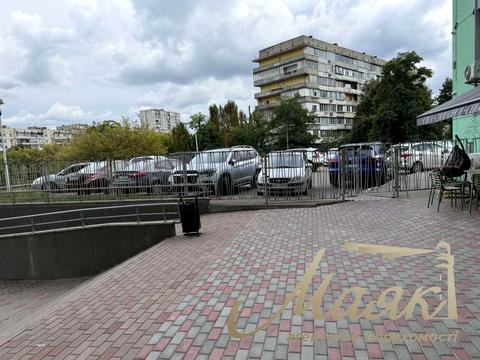 комерційна за адресою Вишгородська вул., 45