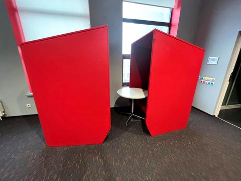 комерційна за адресою Новокостянтинівська вул., 18