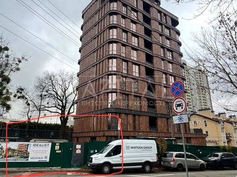 комерційна за адресою Жашківська вул., 3