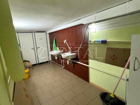 комерційна за адресою Миколи Міхновського бульв. (Дружби народів), 18/7