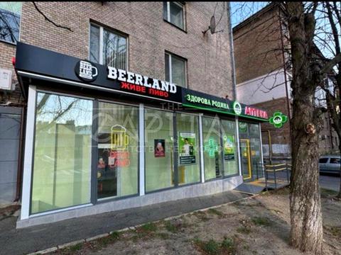 комерційна за адресою Миколи Міхновського бульв. (Дружби народів), 18/7