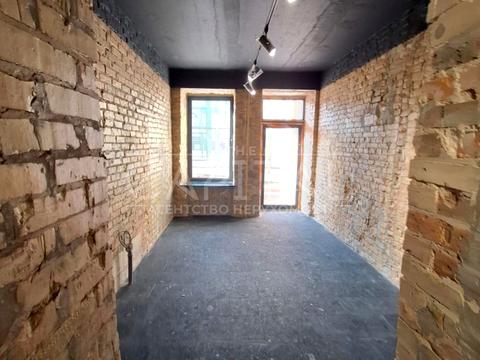 комерційна за адресою Костянтинівська вул., 27/29