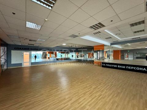 коммерческая по адресу Степана Бандеры просп. (Московський), 34