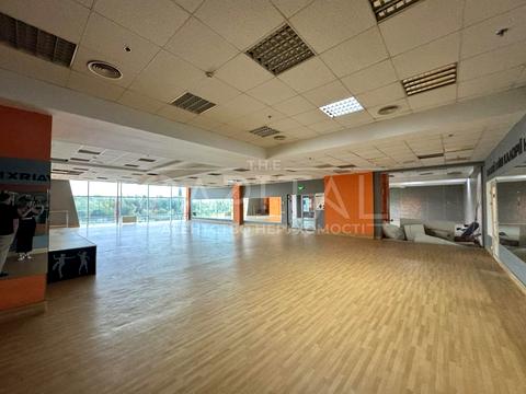 коммерческая по адресу Степана Бандеры просп. (Московський), 34