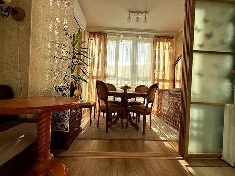 квартира за адресою Микільсько-Слобідська вул., 8