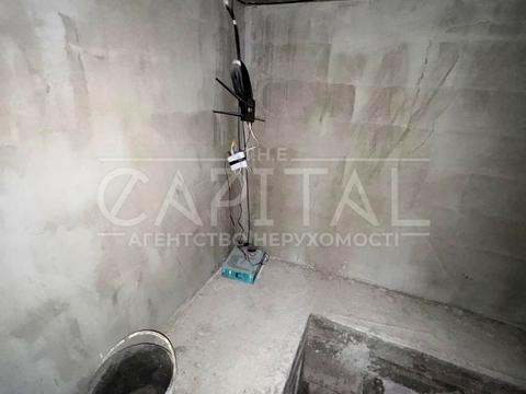 комерційна за адресою Райдужна, 1