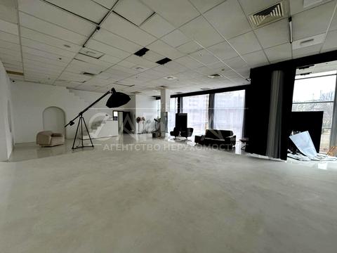 коммерческая по адресу Львовская пл., 8Б