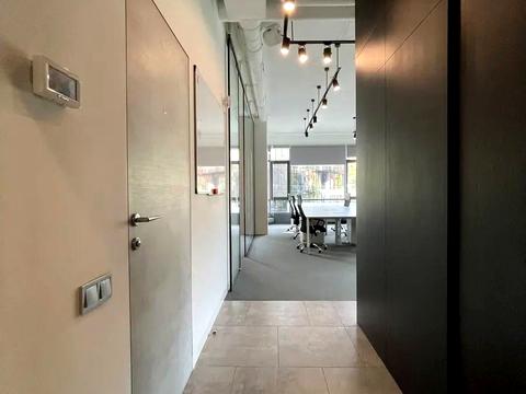 коммерческая по адресу Болсуновская ул. (Сергея Струтинского), 2