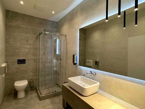 коммерческая по адресу Болсуновская ул. (Сергея Струтинского), 2