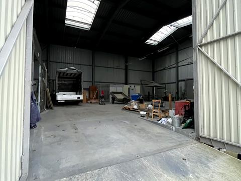 комерційна за адресою Дахнівська вул., 50