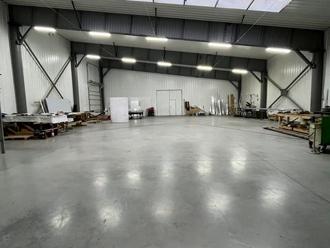 комерційна за адресою Дахнівська вул., 50