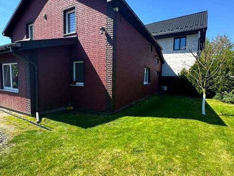 будинок за адресою Героїв Майдану вул. (1 Листопада), 1