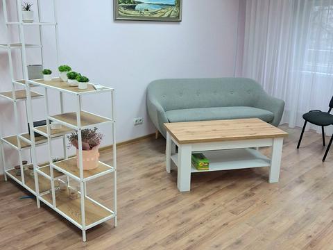 комерційна за адресою Проскурівського підпілля вул., 71