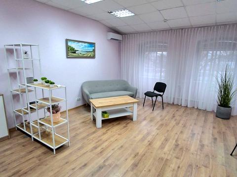 комерційна за адресою Проскурівського підпілля вул., 71