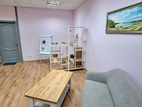 комерційна за адресою Проскурівського підпілля вул., 71