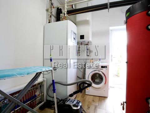 будинок за адресою смт. Козин, Лугова вул.