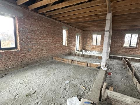 будинок за адресою Квітнева вул.