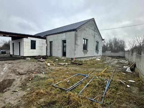 будинок за адресою Квітнева вул.