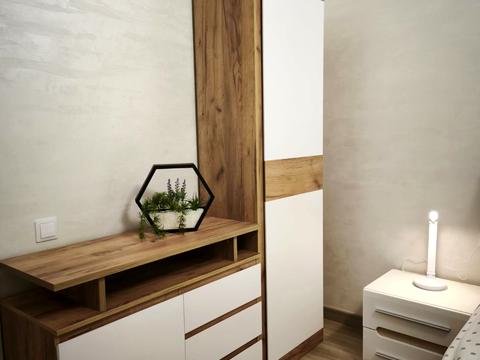 квартира за адресою Літературна вул., 8