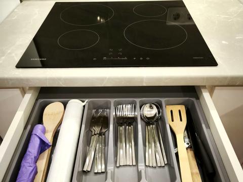 квартира за адресою Літературна вул., 8