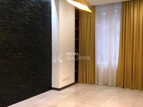 комерційна за адресою Київ, Полтавська вул., 12