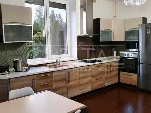 будинок за адресою Київ, вул. Крута