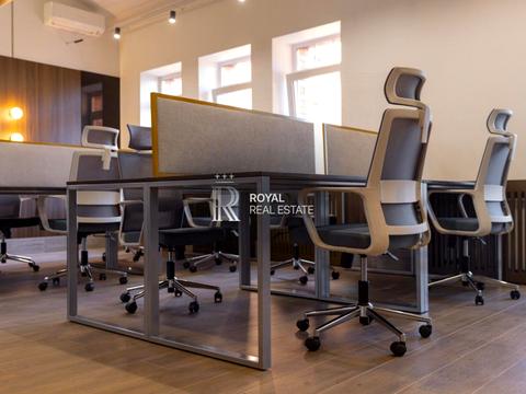 комерційна за адресою Панаса Мирного вул., 8